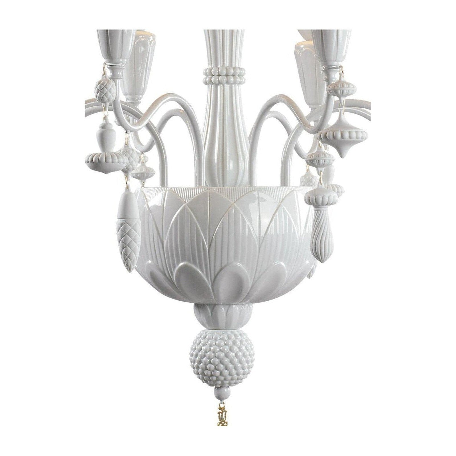 Vintage Nexora 8 Light Chandelier
