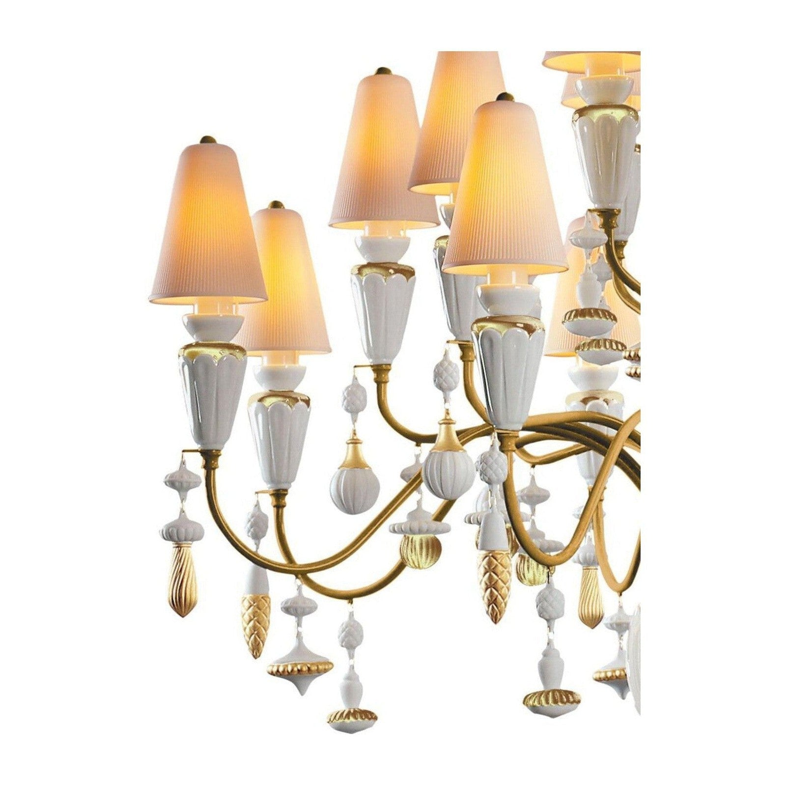Vintage Nexora 20 Light Chandelier