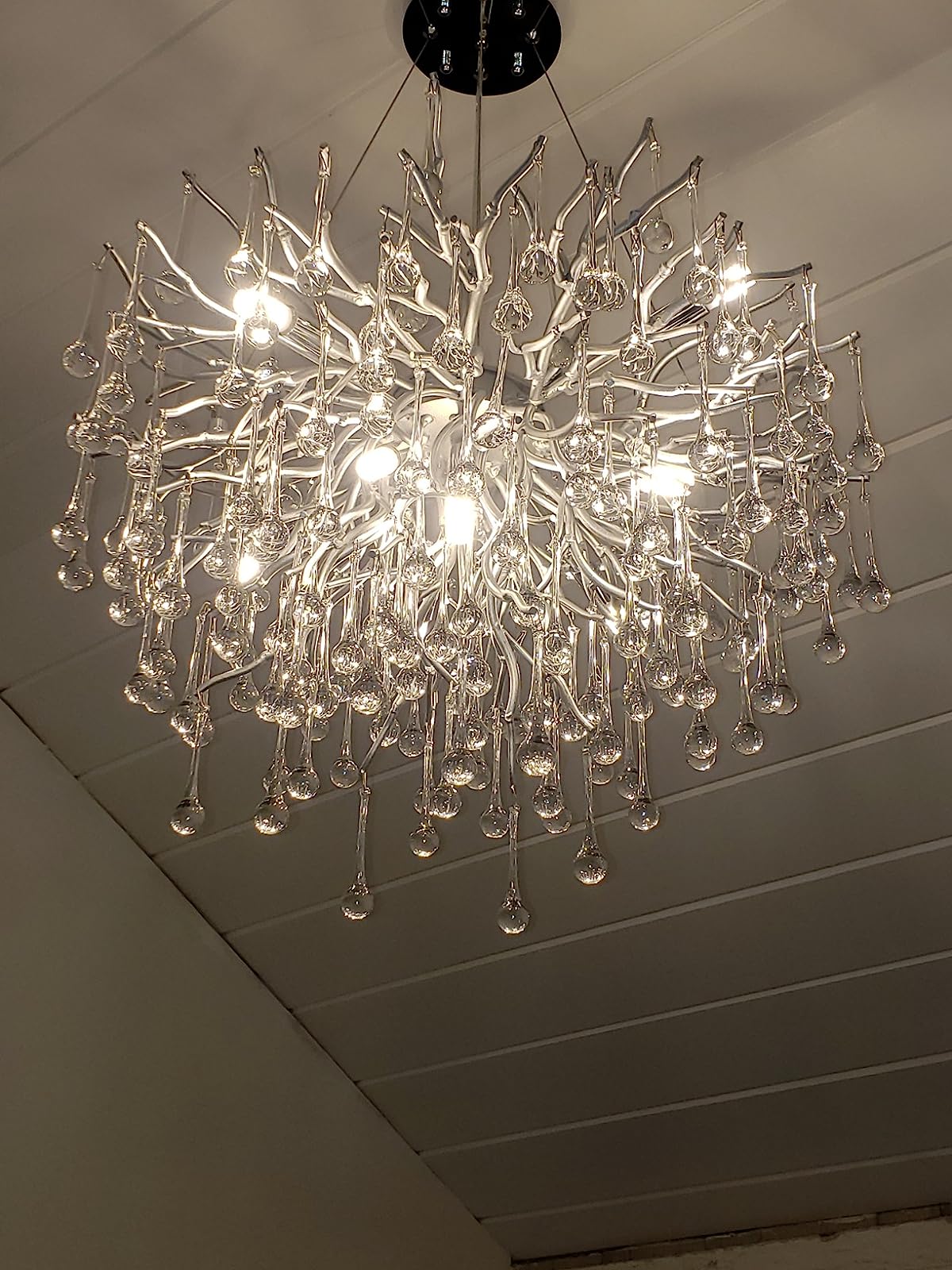 Stunning Tree Branch Crystal Chandelier with Clear Teardrop-shaped for Living/Dining Room