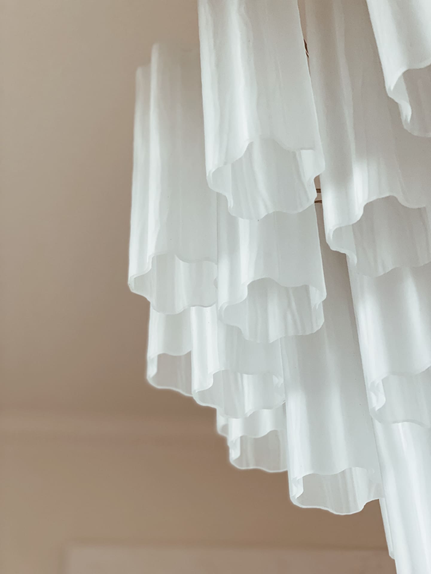 Murano Chandelier – 36 tubes – Matte white