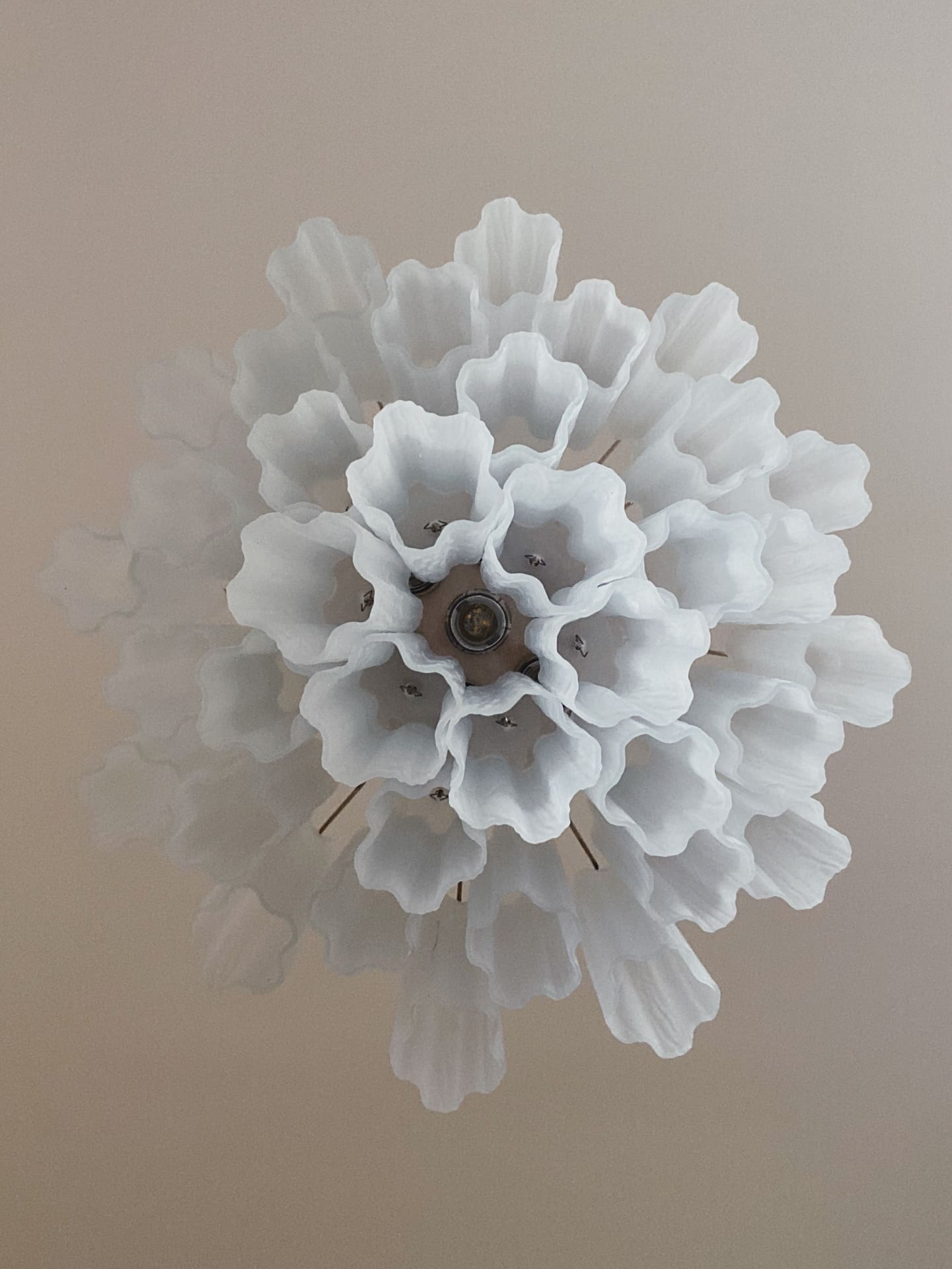 Murano Chandelier – 36 tubes – Matte white