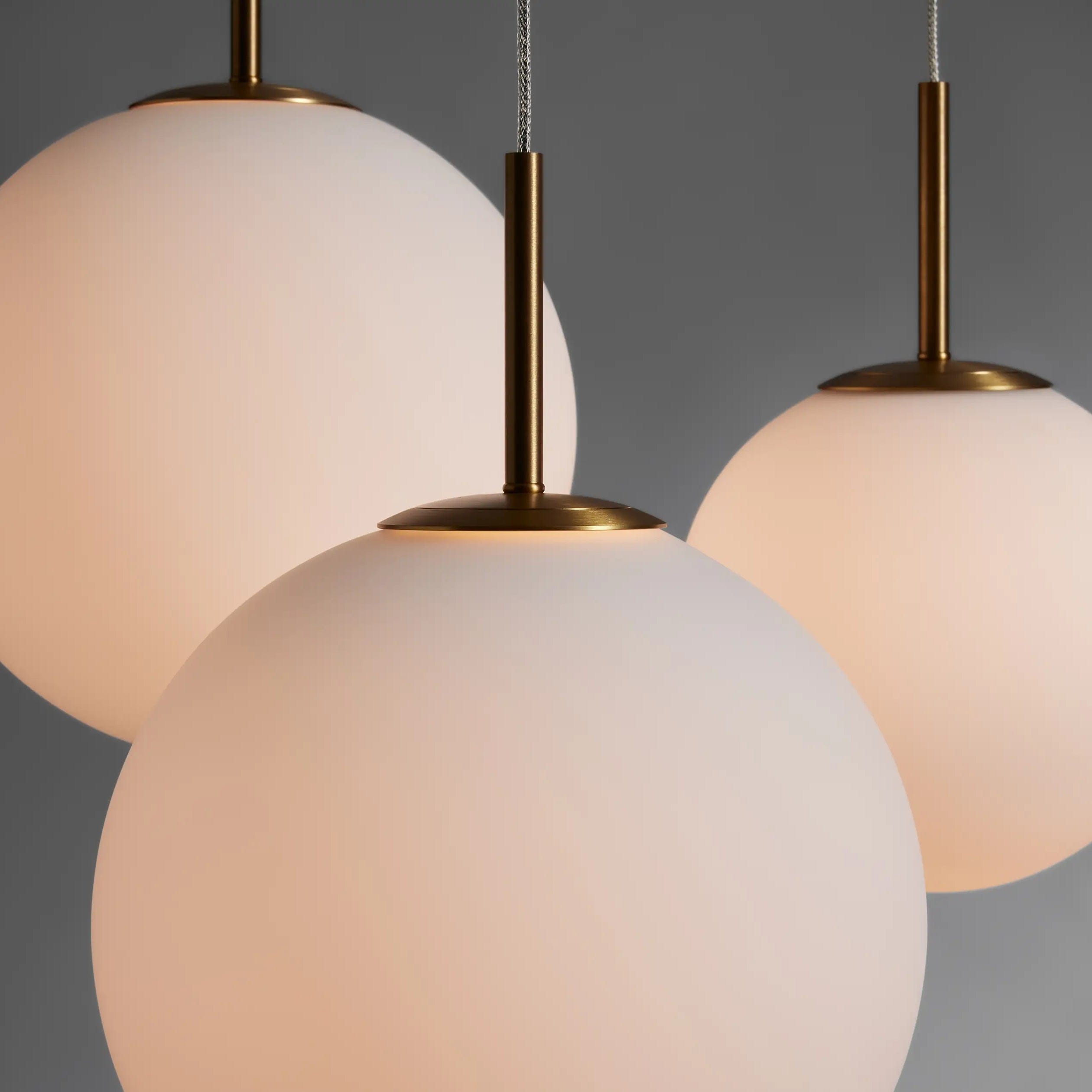 Casen Round Chandelier 20