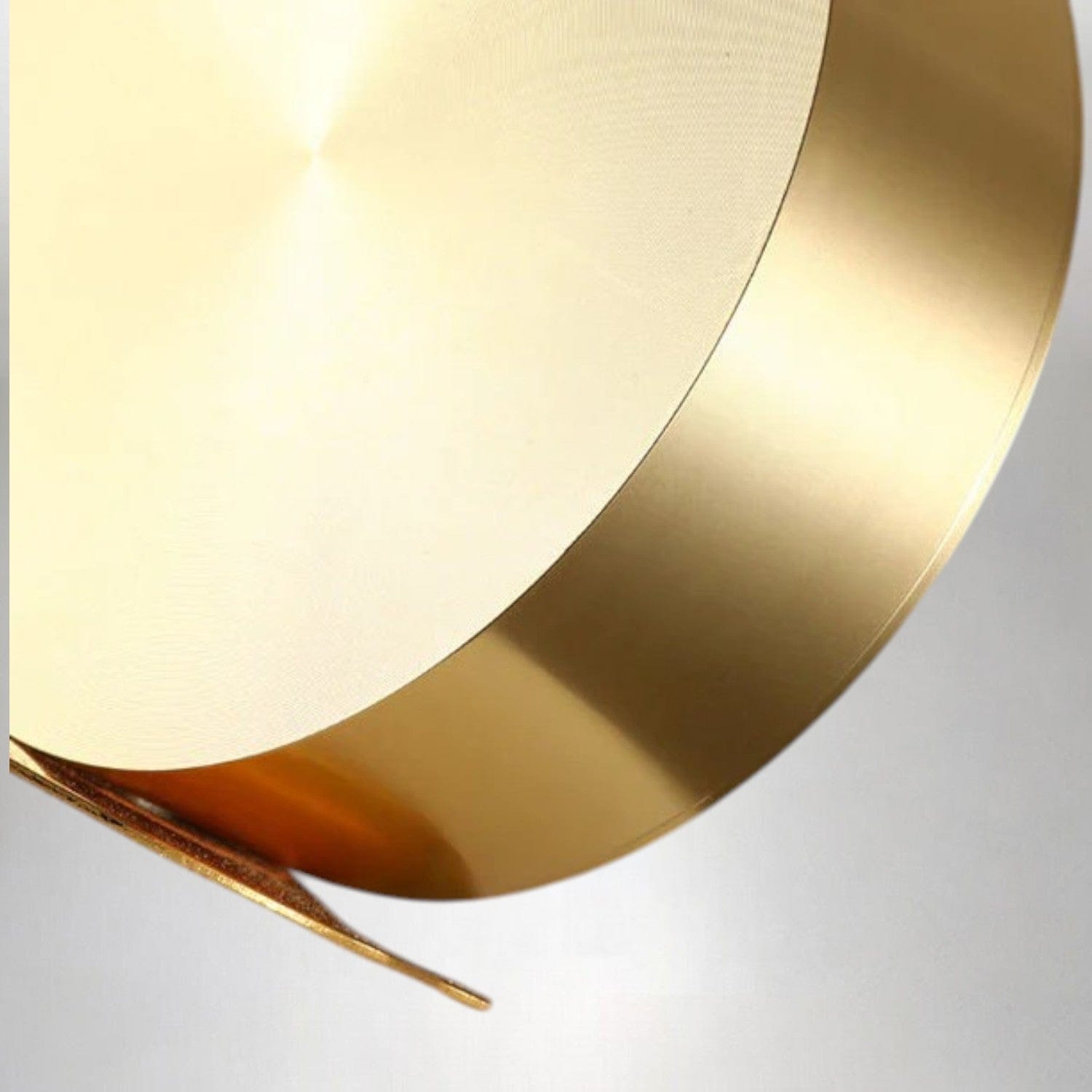 Etruscan-Inspired Alabaster Pendant Light – Handcrafted Stone Elegance