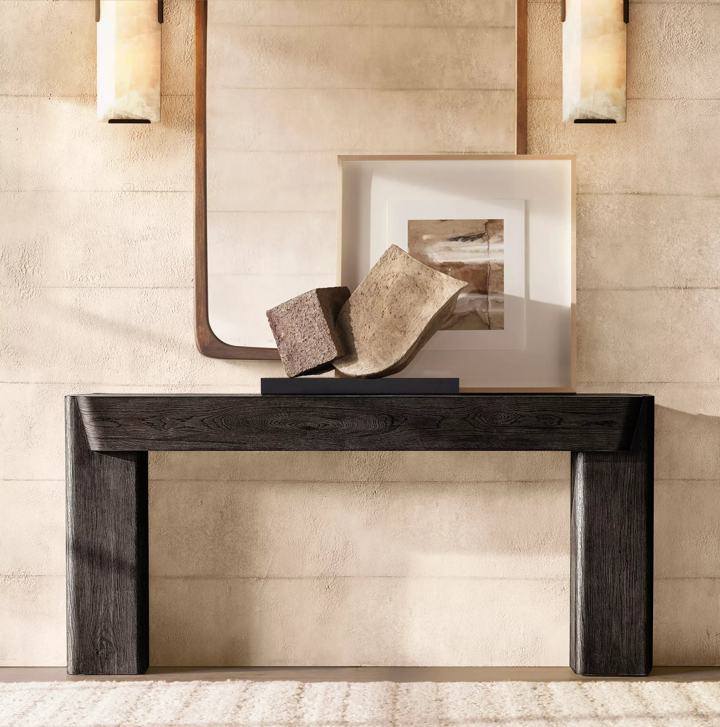 Harlow Calcite Linear Sconce