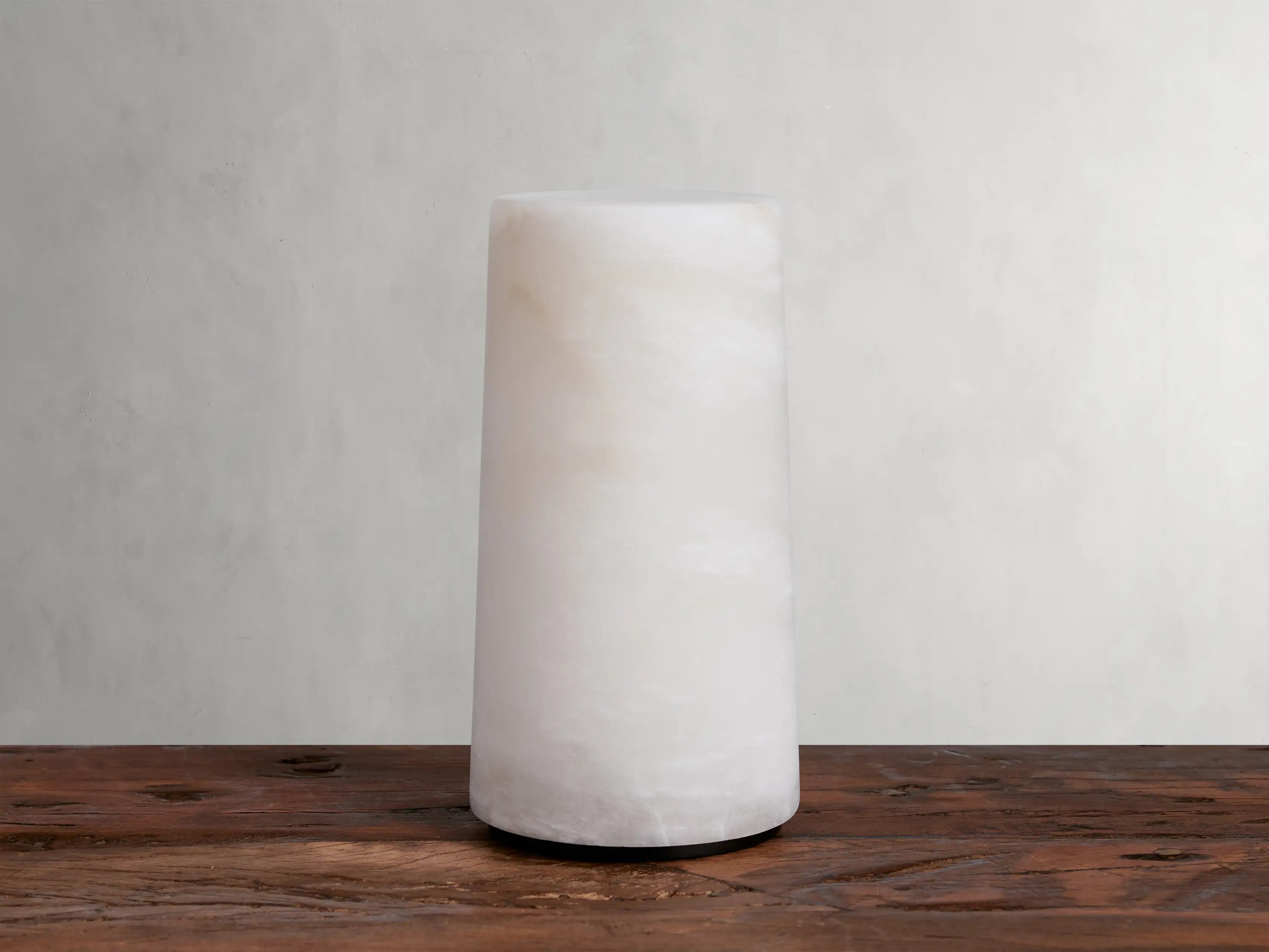 Kelby Outdoor Rechargeable Lamp 8