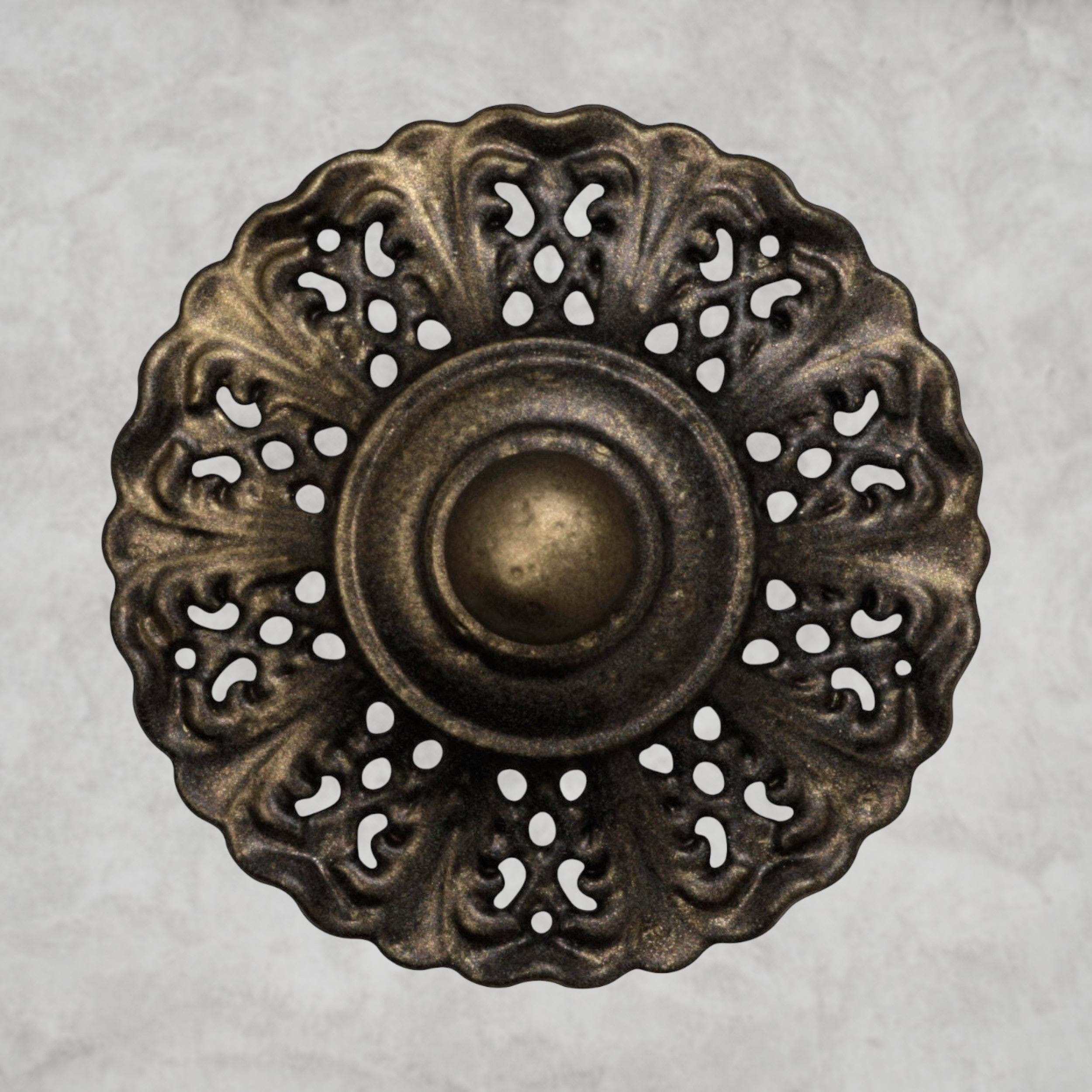 Etruscan Gold / Clear Heritage Crystal Milano 12-light Crystal Chandelier 32