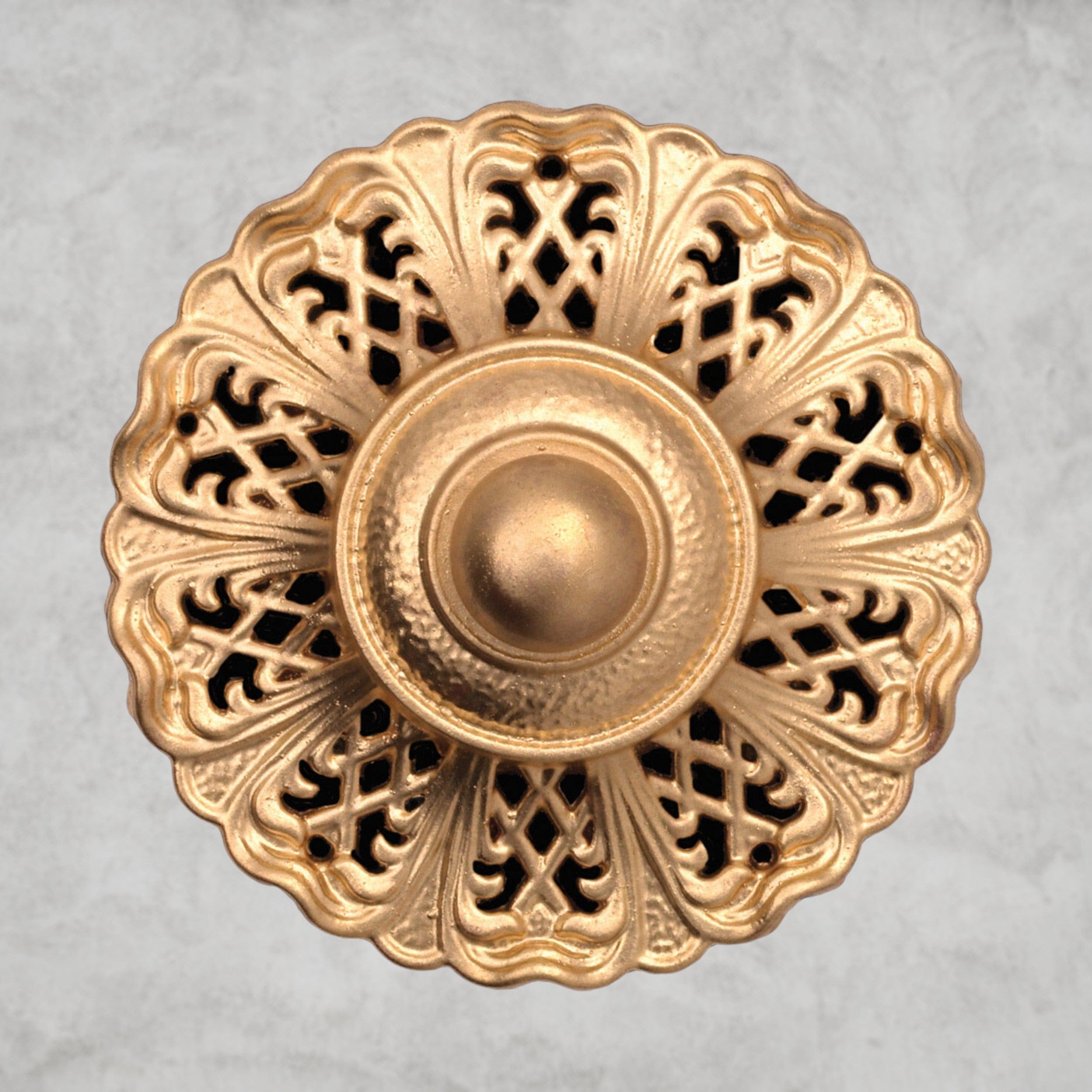 French Gold / Clear Heritage Crystal Milano 12-light Crystal Chandelier 32"